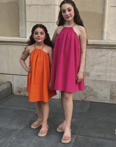حفيدات هيفاء وهبي أحدثو ضجة على مواقع التواصل الإجتماعي "بجمالهن"