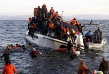 قوارب هجرة اللجوء في مهب الريح